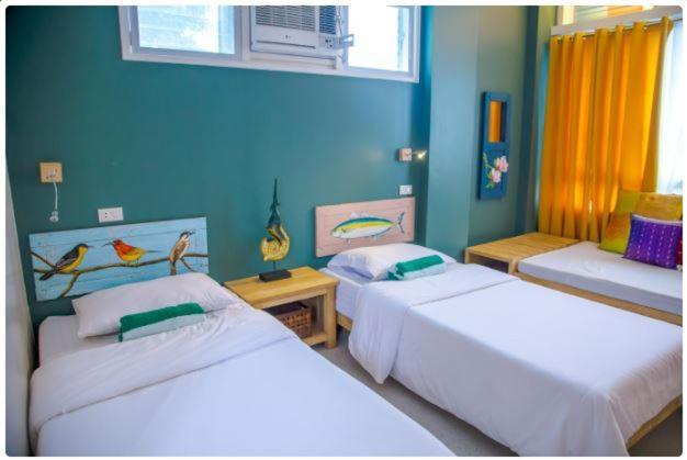 Flotsam And Jetsam Artist Beach Hostel 산 후안 외부 사진