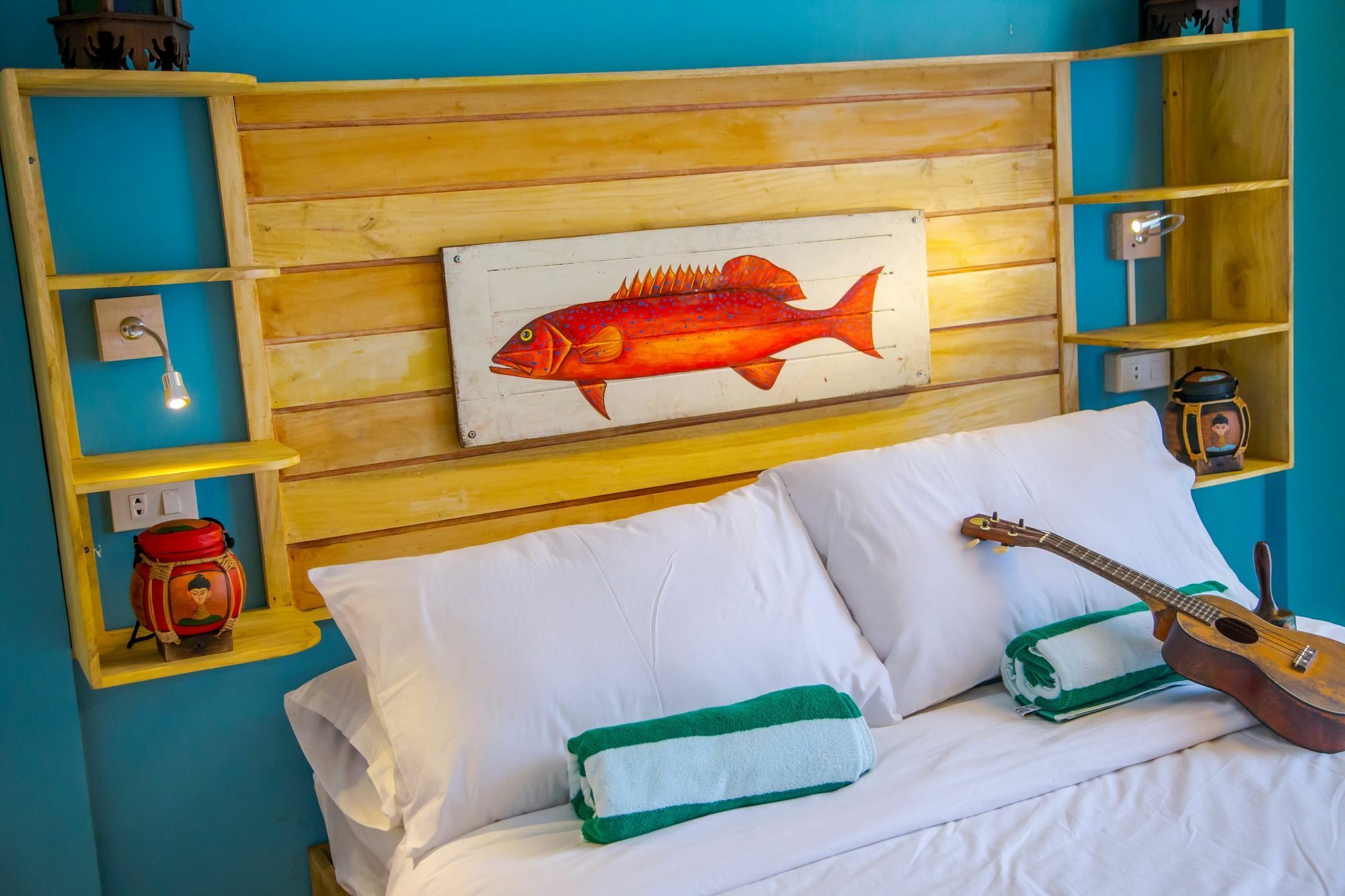 Flotsam And Jetsam Artist Beach Hostel 산 후안 외부 사진