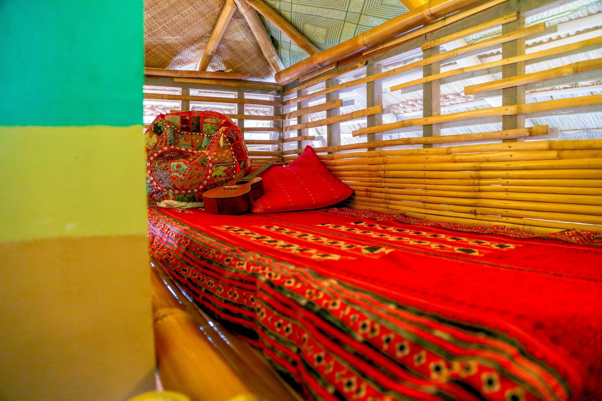 Flotsam And Jetsam Artist Beach Hostel 산 후안 외부 사진