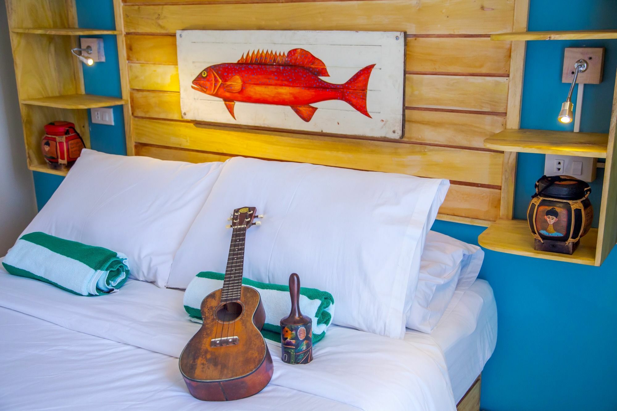 Flotsam And Jetsam Artist Beach Hostel 산 후안 외부 사진