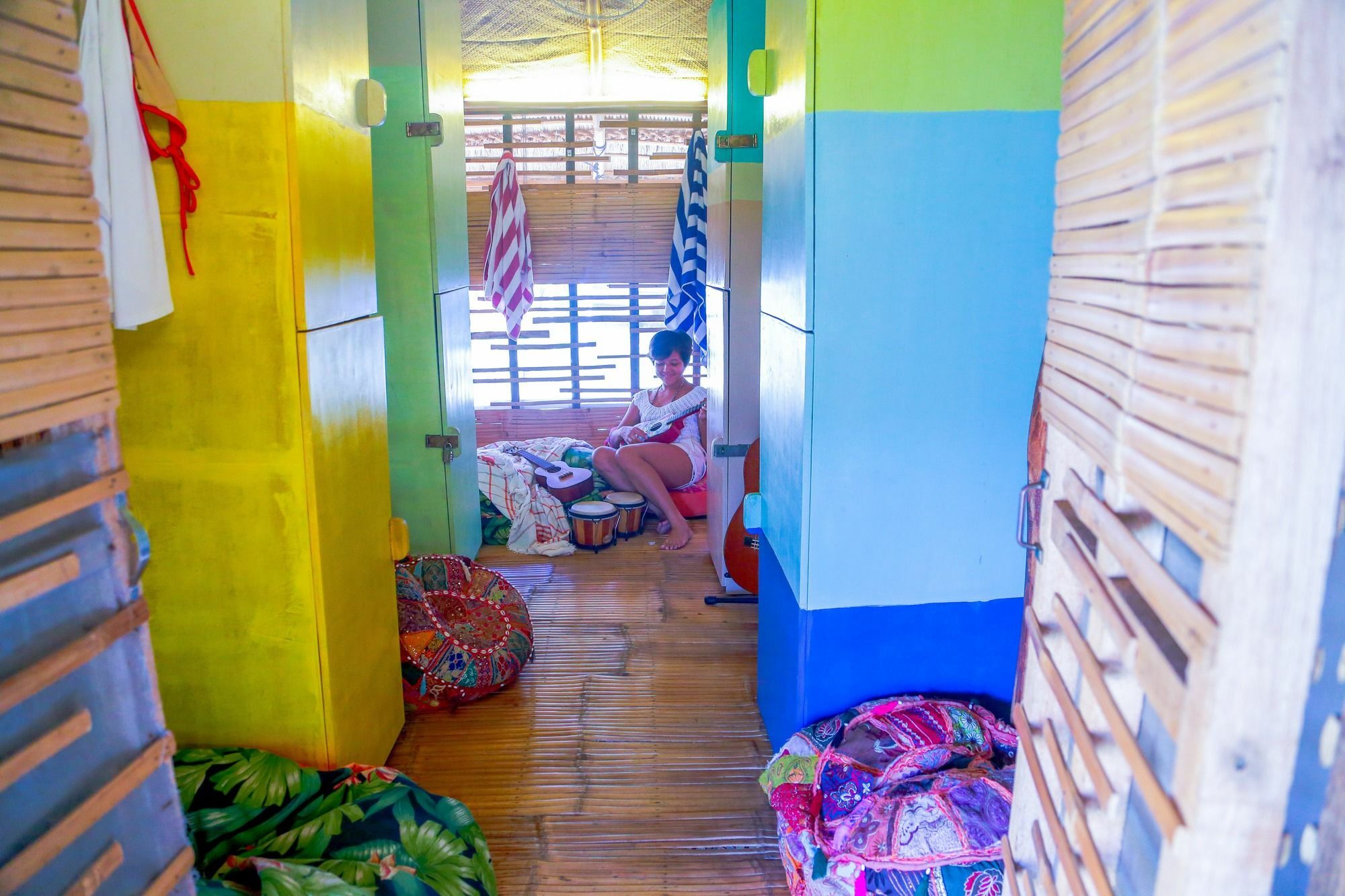 Flotsam And Jetsam Artist Beach Hostel 산 후안 외부 사진